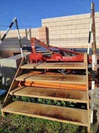 ESCALERA PARA MUELLES ALMACENES