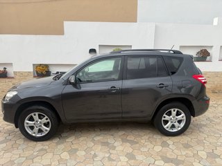 Toyota RAV4 2010