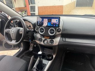 Toyota RAV4 2010