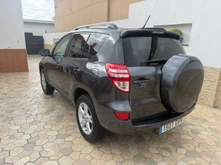 Toyota RAV4 2010