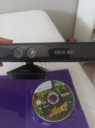 Xbox 360 Kinect + Juego Kinect Adventures