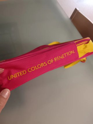 Bolso Benetton rosa y amarillo