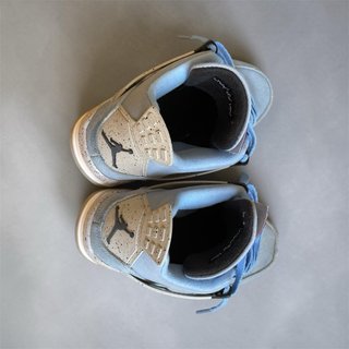 Air Jordan 4 Retro University Blue (UNC) - Taglia 40