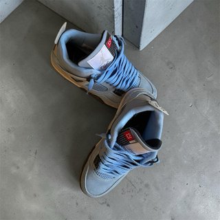 Air Jordan 4 Retro University Blue (UNC) - Taglia 40
