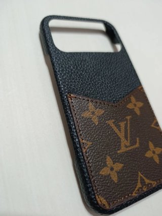 Funda Louis Vuitton iPhone 17 Pro Max