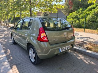 Dacia Sandero 2009