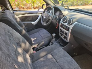 Dacia Sandero 2009