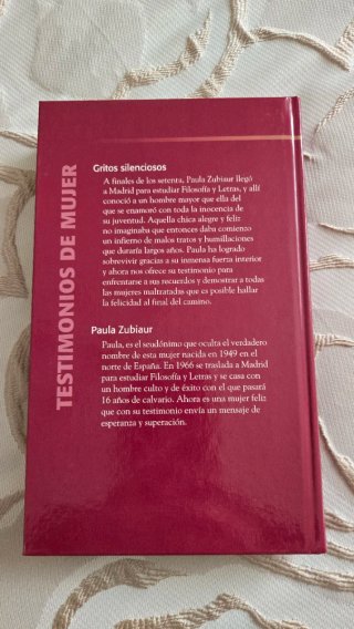 Libro "Gritos silenciosos" de Paula Zubiaur