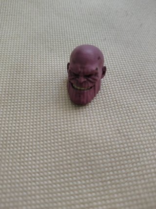 Figura BAF Thanos Marvel Legends Studios