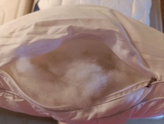 Almohada blanca de poliéster
