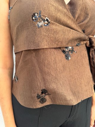 Top halter Zara lentejuelas marrón Talla M