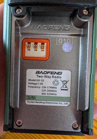 WALKIE TALKIE BAOFENG UV-32