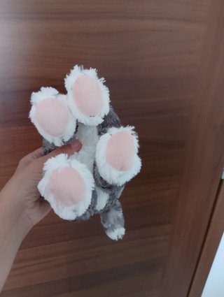Peluche gatto grigio e bianco