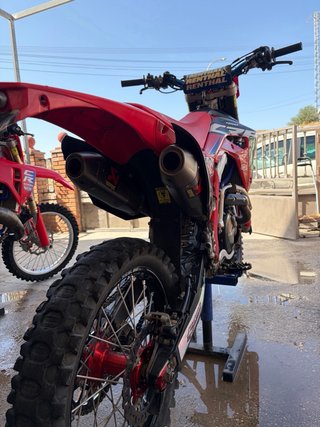 Honda CRF RX Enduro Motocross Roja