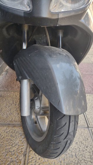 Aprilia Atlantic 125 cc Gris
