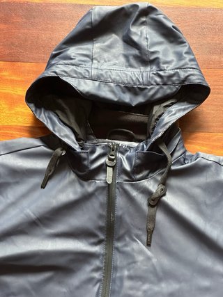 Chaqueta Tanta Hombre Talla M con Capucha