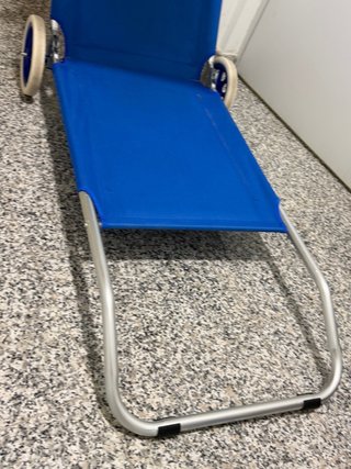 Silla de playa con ruedas y parasol