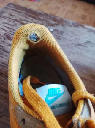 Scarpe Nike Arancioni e Marroni