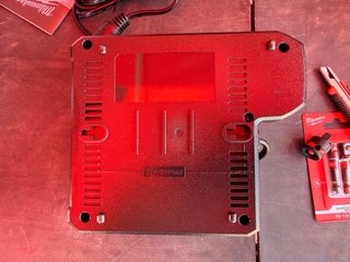 Cargador Milwaukee M12-18 FC Nuevo