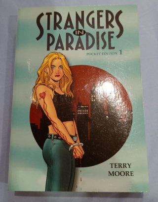 Strangers In Paradise Pocket Book 1 (Strangers ...