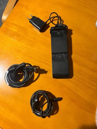 Xbox Series X + 2 controller (Rosso e Bianco)