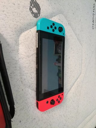 Nintendo Switch Roja y Azul