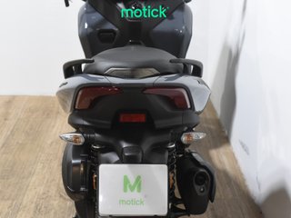 YAMAHA TRICITY 300 (AKRAPOVIC HOMOLOGADO)