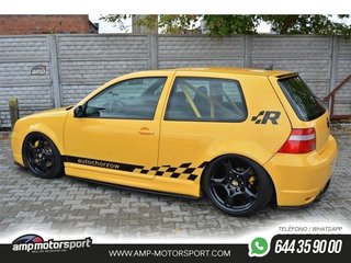 AÑADIDOS LATERALES PARA VW GOLF 4 R32 2002-2004