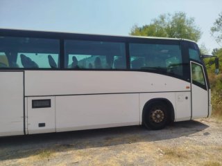Auto bus