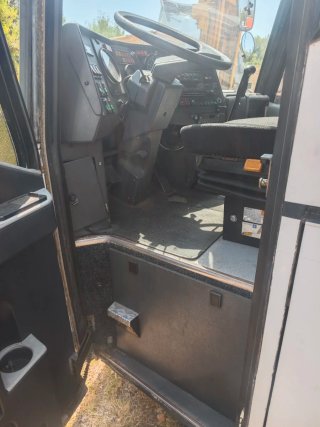 Auto bus