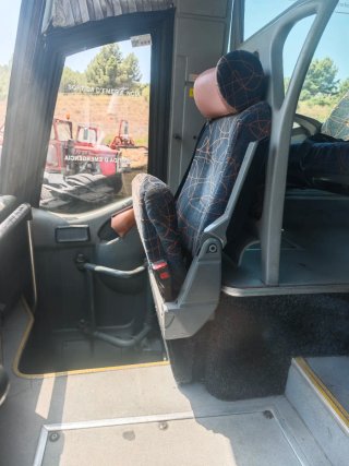 Auto bus