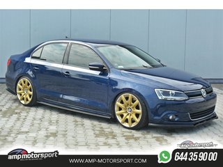 AÑADIDOS LATERALES PARA VW JETTA 6 SEDAN 2011 – 2014