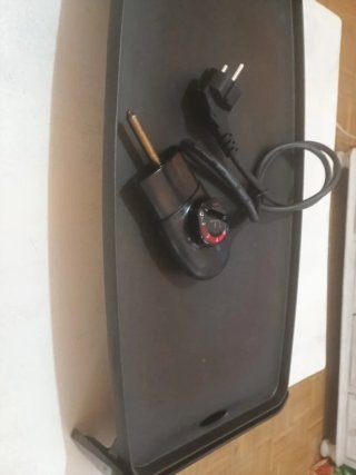 Plancha Jata quien viva zona plaza castilla 20 eur