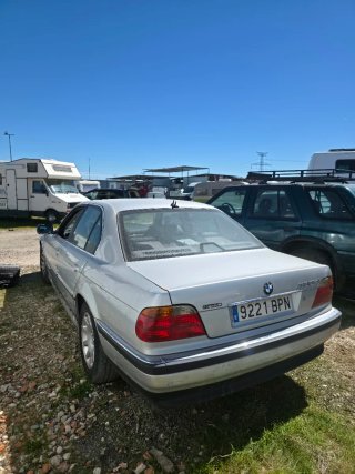BMW Serie 7 2001