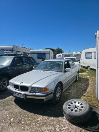 BMW Serie 7 2001