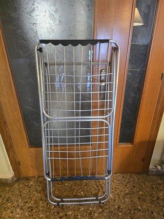 Tendedero plegable metálico