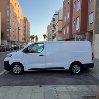 Peugeot Expert 2021