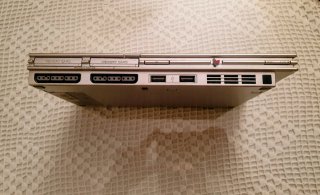 PlayStation 2 slim edición especial Plata