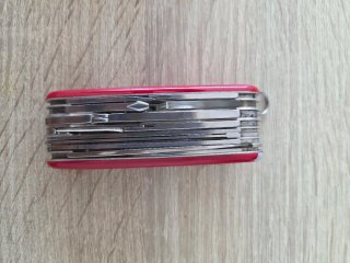 Navaja Suiza Victorinox SwissChamp
