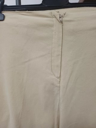 Pantaloni estivi alla caviglia beige