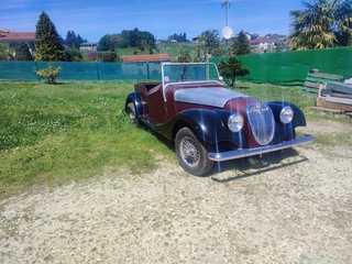 Moss Malver - Motor triumph spitfire -Morgan