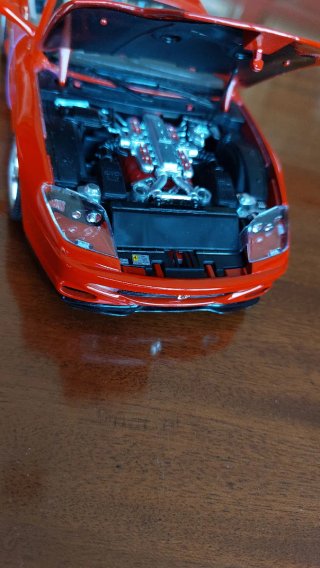Ferrari 550 Maranello 1:18