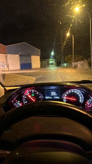 Peugeot 208 2012