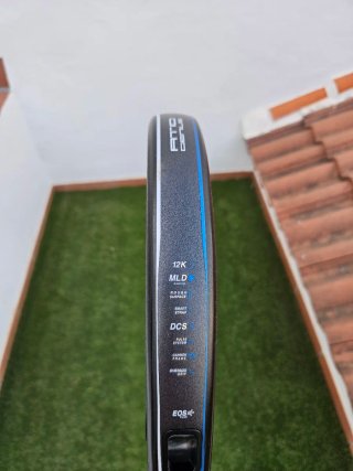 Se venden palas de pádel.