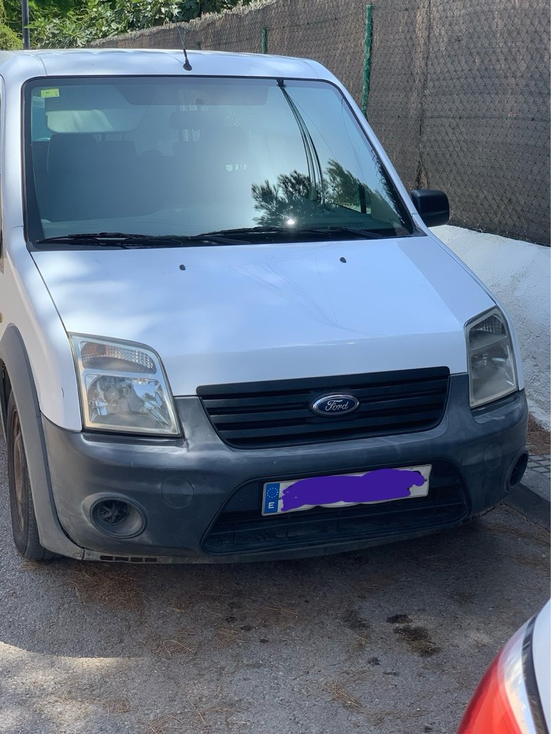 Ford Tourneo Connect 2011 - foto 1