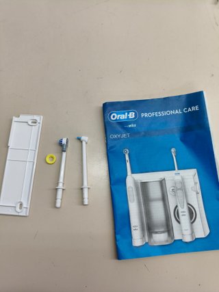 Braun Oral-B Pro 1 con irrigador OxyJet blanco y azul