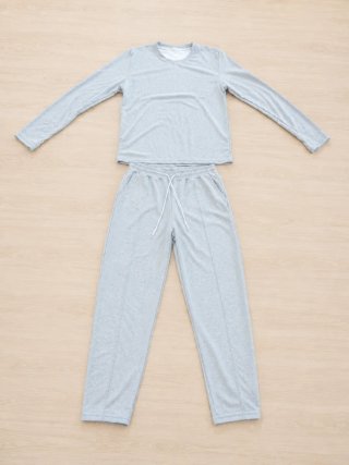 Conjunto gris unisex manga larga