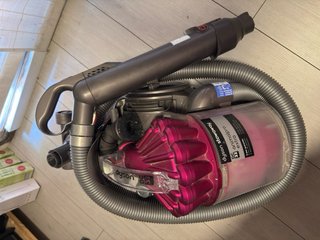 Aspiradora Dyson Animal Pro DC32