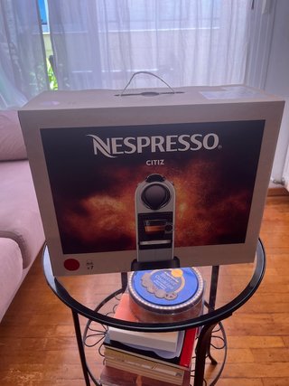 NESSPRESSO CITIZ ROJA NUEVA