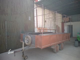 Batea de madera y metal